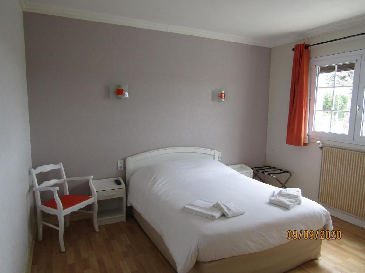Le Mareuillais Hotel-Restaurant ภายนอก รูปภาพ