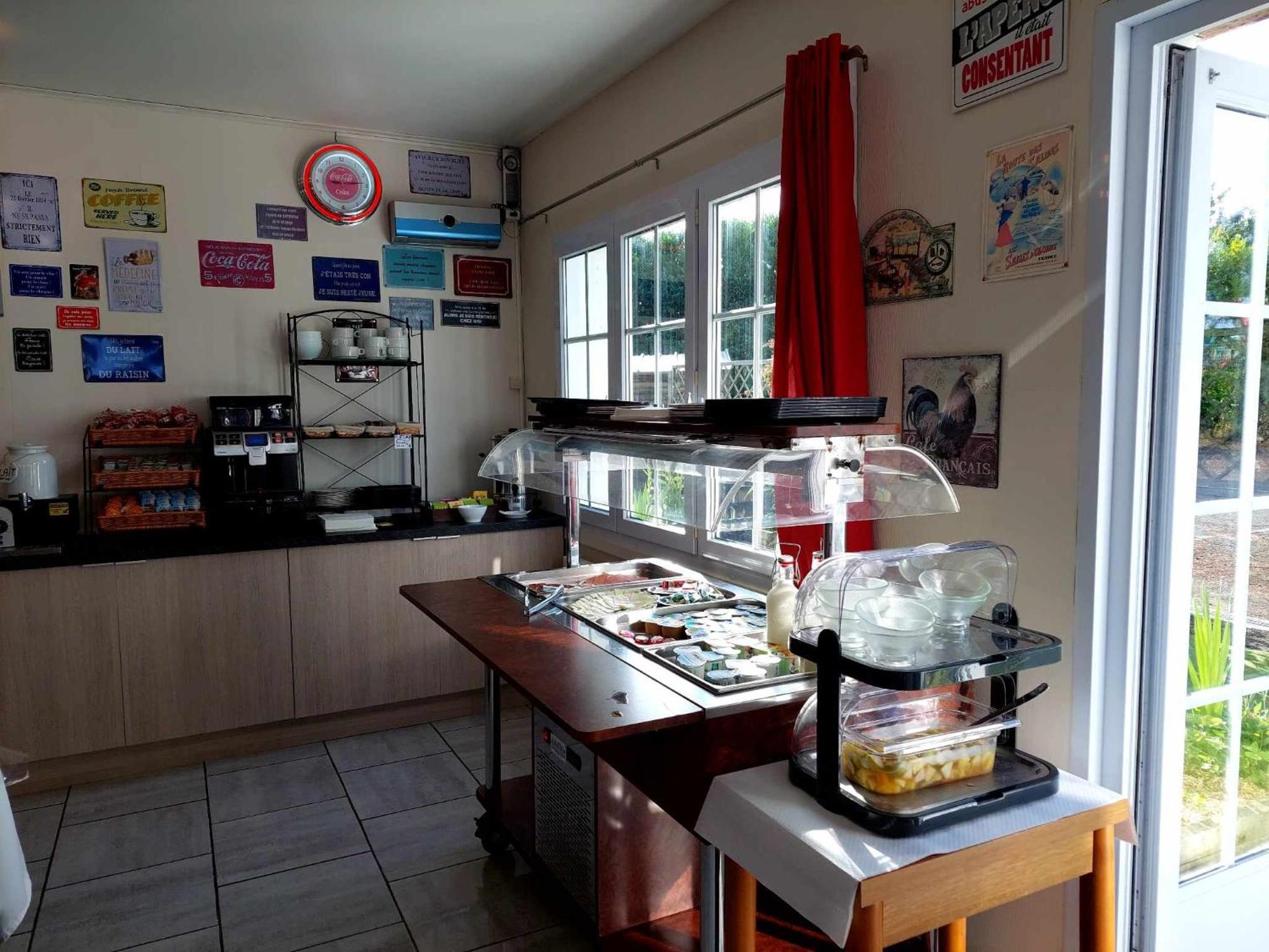Le Mareuillais Hotel-Restaurant ภายนอก รูปภาพ