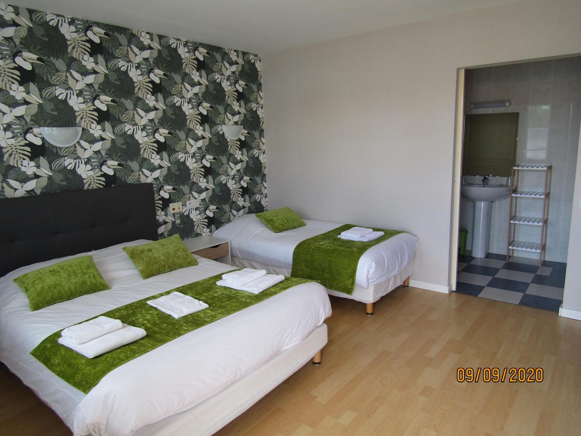 Le Mareuillais Hotel-Restaurant ภายนอก รูปภาพ